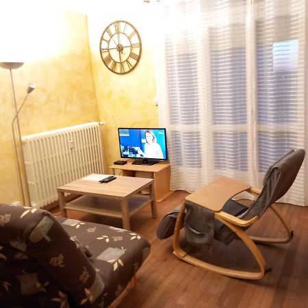 Bellejoie - Appartement T3- Poitiers Sud - Direct Futuroscope - Parking Et Wifi Gratuit Exteriör bild