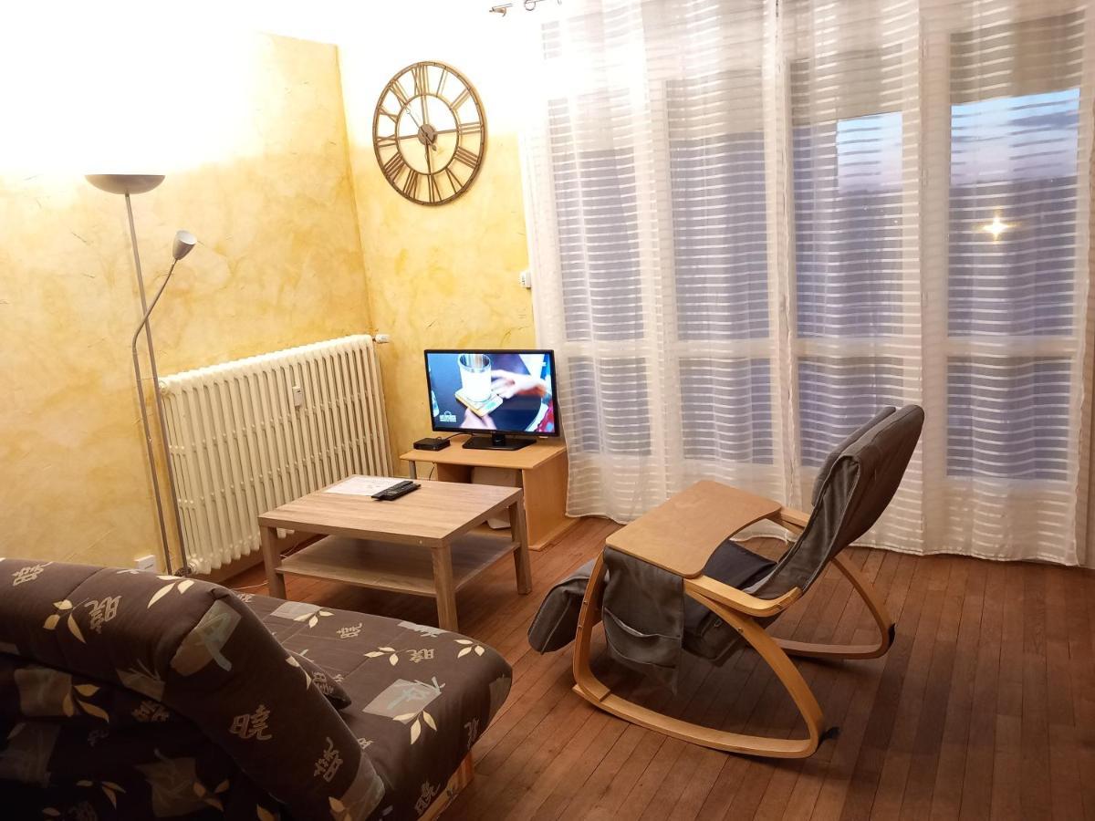 Bellejoie - Appartement T3- Poitiers Sud - Direct Futuroscope - Parking Et Wifi Gratuit Exteriör bild